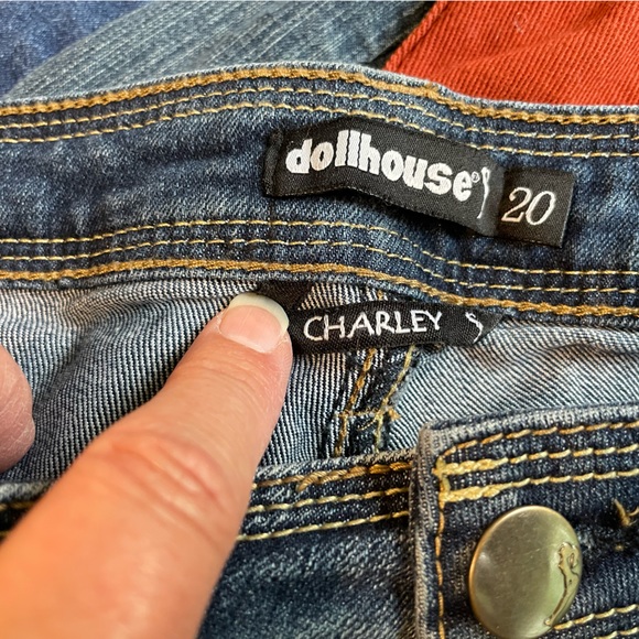 DOLLHOUSE Charley Jeans size 20 - Picture 4 of 5